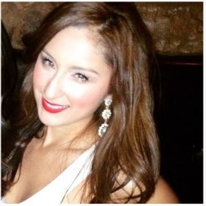 Meet your Posher, Cynthia